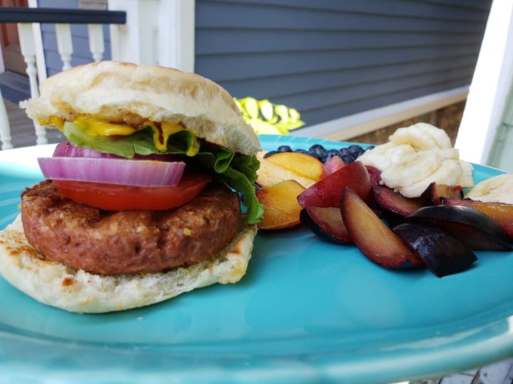 photo of Beyond Meat Beyond Burger Plant-Based Patties shared by @sargentmags1 on  06 Dec 2019 - review