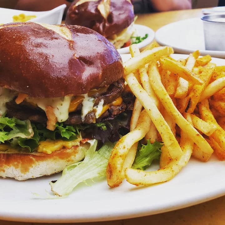 photo of Native Foods Cafe Jalepeno Burger shared by @violetfrankenstein on  12 Jun 2019 - review