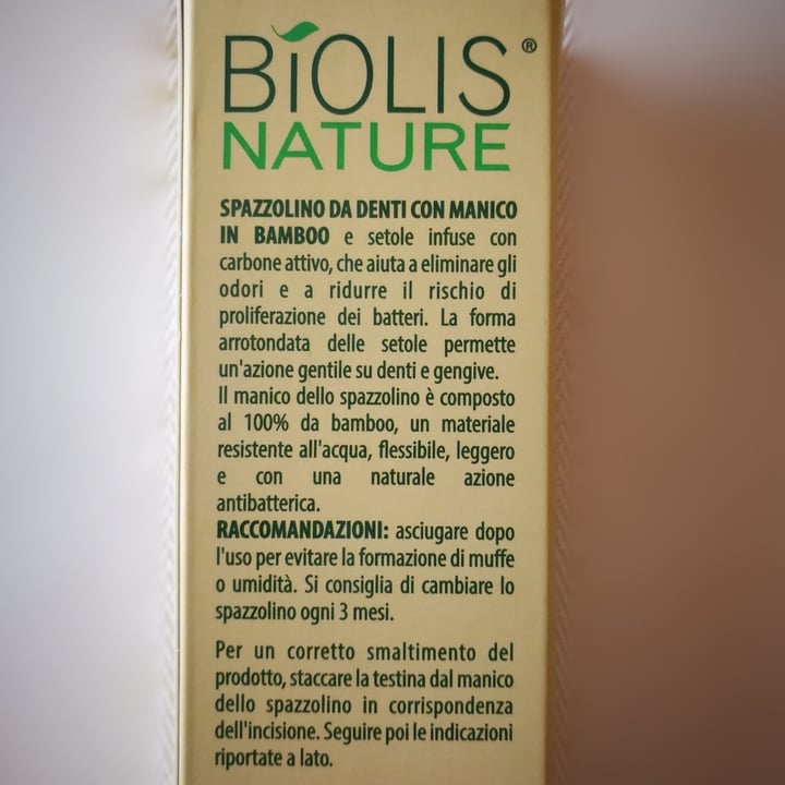 photo of Biolis Nature Spazzolino da denti con manico in Bamboo shared by @camyveg on  20 Sep 2021 - review