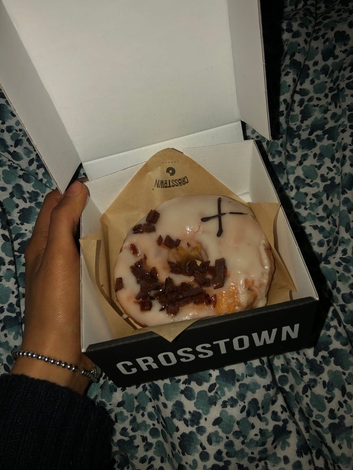 photo of Crosstown Marylebone - Vegan Doughnuts & Coffee Vegan Doughnuts shared by @zoebransonchant on  25 Oct 2019 - review