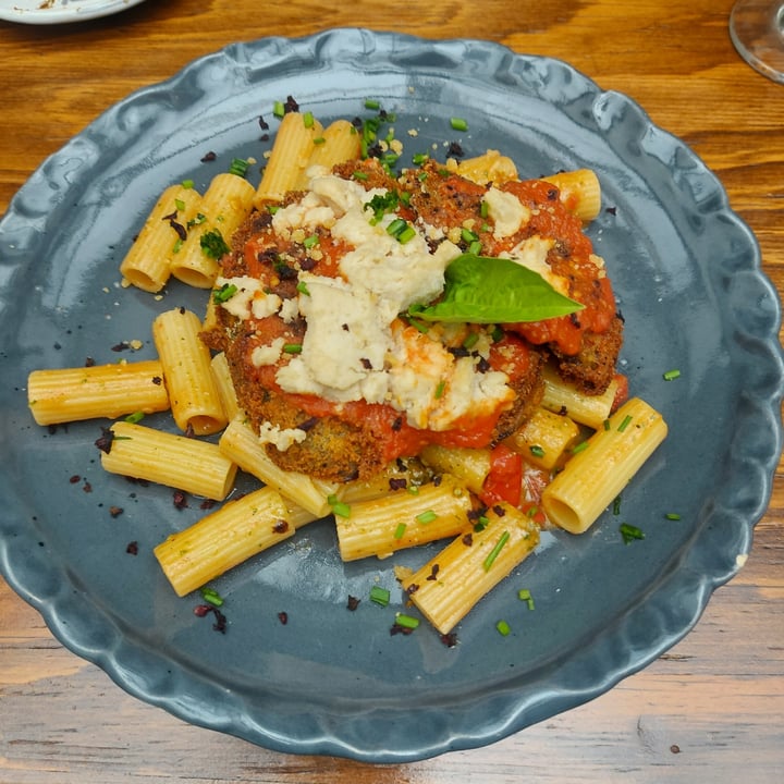 photo of PIANTA Berenjena a la parmigiana shared by @angeliq on  14 Dec 2022 - review