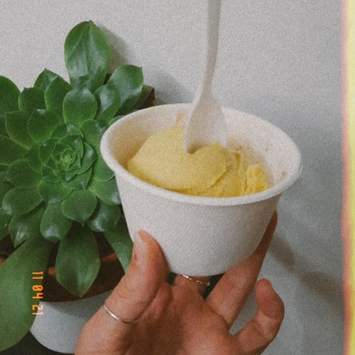 photo of Unframed Ice Cream Tumeric Latte (Vegan) shared by @diaryofashleigh on  07 Nov 2021 - review