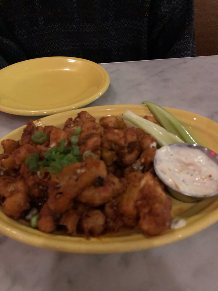 photo of Cafe Gratitude Cauliflower Wings shared by @mouthwings on  17 Dec 2019 - review