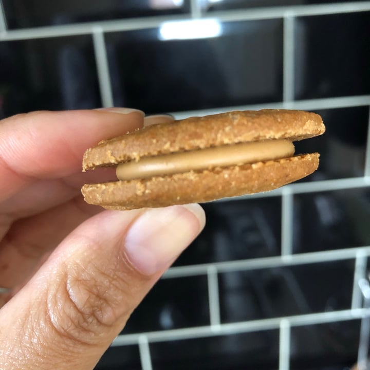 photo of Lotus Biscoff Biscoff Cream Biscuits  Vanilla Flavour shared by @southernveganupnorth on  12 Apr 2021 - review