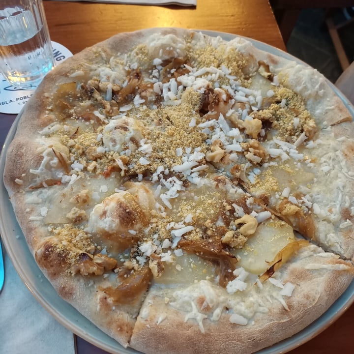 photo of Blu Bar Pizza Cheese Lovers shared by @mbasquens on  28 Jun 2022 - review