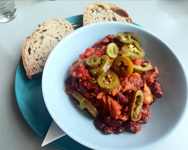 photo of 305.Kitchen Vegan Bbq Pulled Jackfruit shared by @barbaga on  07 Mar 2020 - review