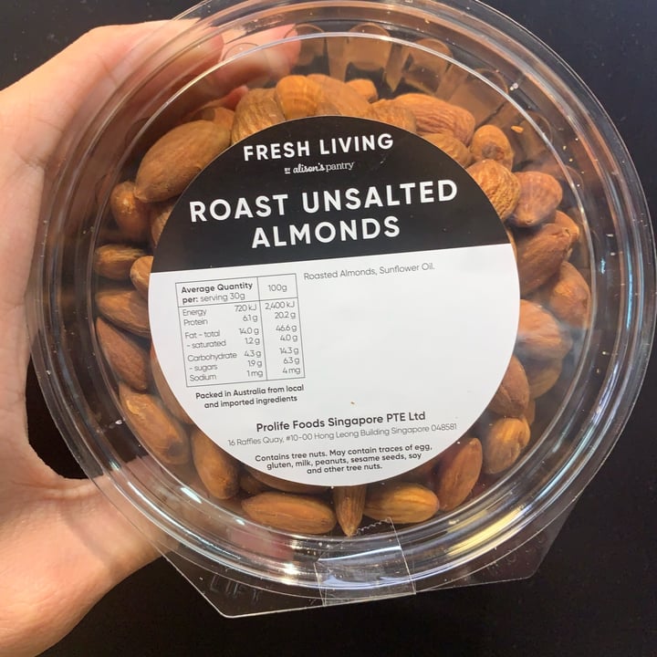 photo of Alison’s Pantry Roast Unsalted Almonds shared by @viahours on  05 Mar 2022 - review