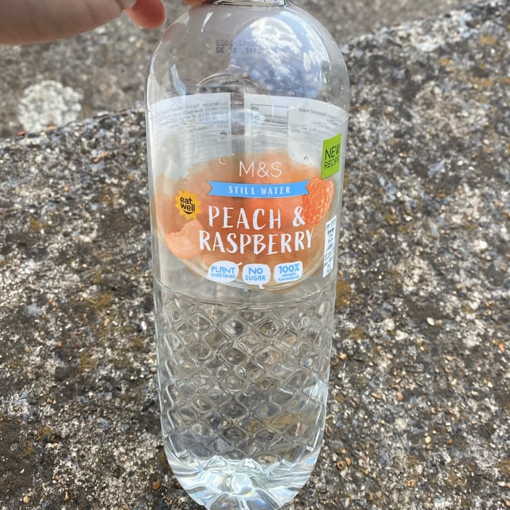 photo of Marks & Spencer Food (M&S) peach raspberry water shared by @veggiejessie on  25 Jun 2022 - review