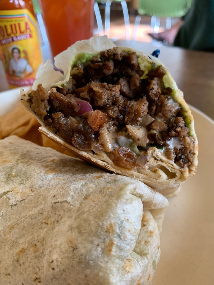 photo of Veggie Grill Carne Asada Burrito shared by @veganpetite on  18 Aug 2019 - review