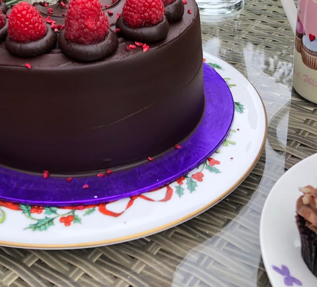 菜肴“Vegan chocolate fudge cake”的照片