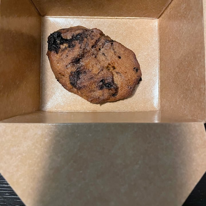 photo of Scheckter's RAW Gourmet Chocolate Chip Cookie shared by @lihsur on  10 Feb 2022 - review