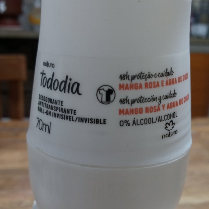 review photo of Natura Desodorante rollon Manga Rosa e Água de Coco shared by @luluca on 12 Jun 2022 - review