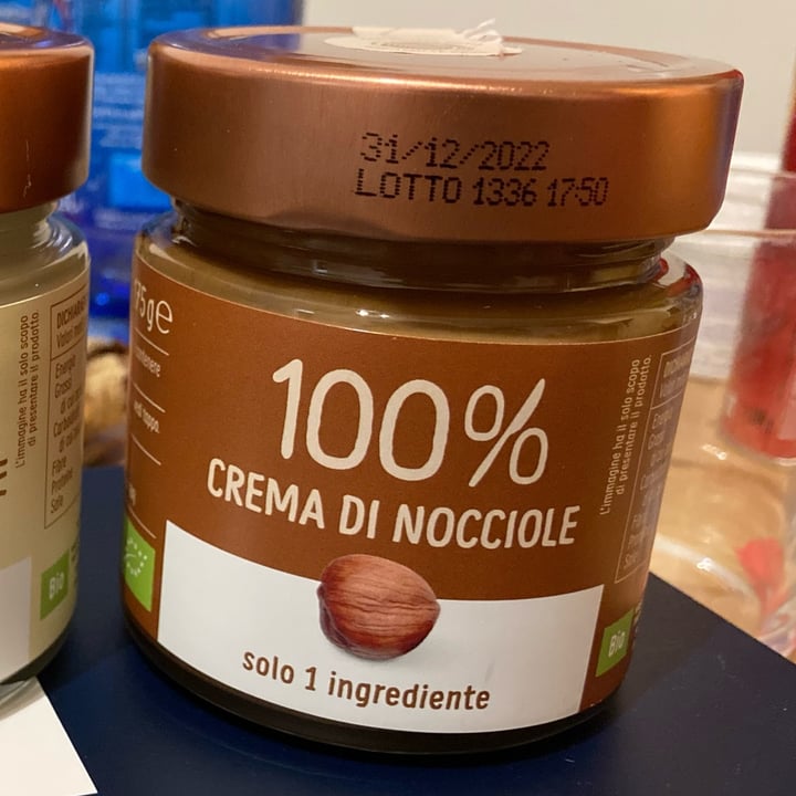 photo of Frutta e Bacche Crema 100% Nocciole shared by @larazane on  12 Mar 2022 - review