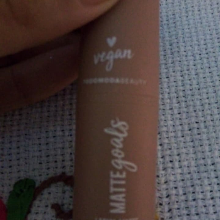 photo of Todomoda Beauty Labial matte shared by @amyvegann on  07 Oct 2021 - review