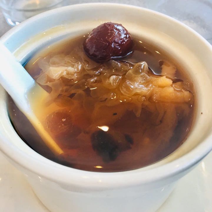 photo of Elemen @ PLQ Mall Double Boiled Lemongrass With Peach Gum shared by @herbimetal on  16 Jul 2019 - review