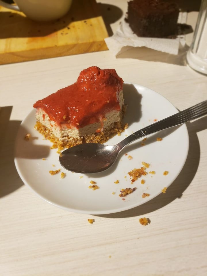photo of Vica (Delivery Only) Cheesecake de frutos rojos shared by @mickd on  29 Jul 2019 - review
