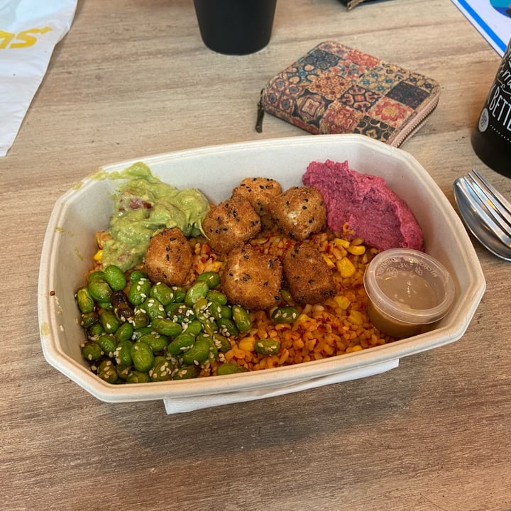 photo of Avorush BYO vegan bowl shared by @dafnelately on  10 Apr 2022 - review