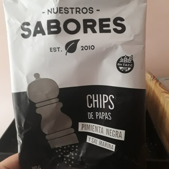 photo of Nuestros Sabores Chips de papas, pimienta y sal marina shared by @yanifrida on  14 Nov 2020 - review