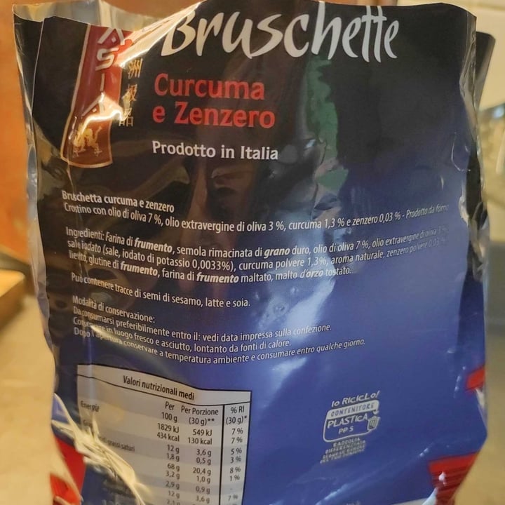 review photo of Asia bruschette curcuma e zenzero shared by @vegvegvegveg on 01 Dec 2022 - review