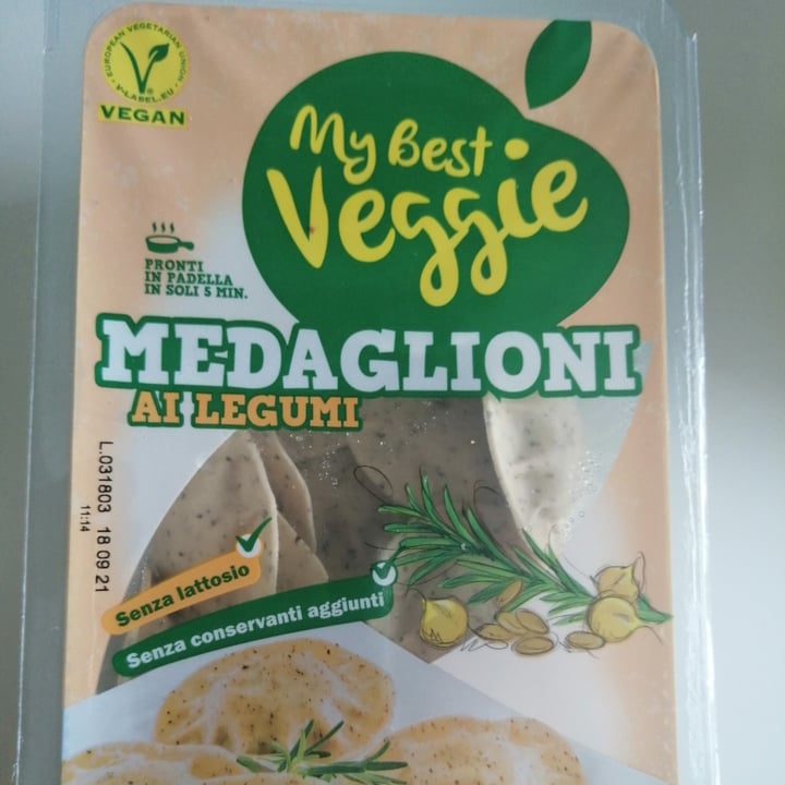 photo of My Best Veggie Medaglioni ai legumi shared by @alinaciccio on  01 Sep 2021 - review