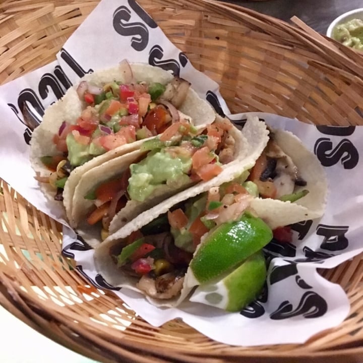 photo of Papi's Tacos The Vegan Tacos shared by @vikas on  22 Feb 2019 - review