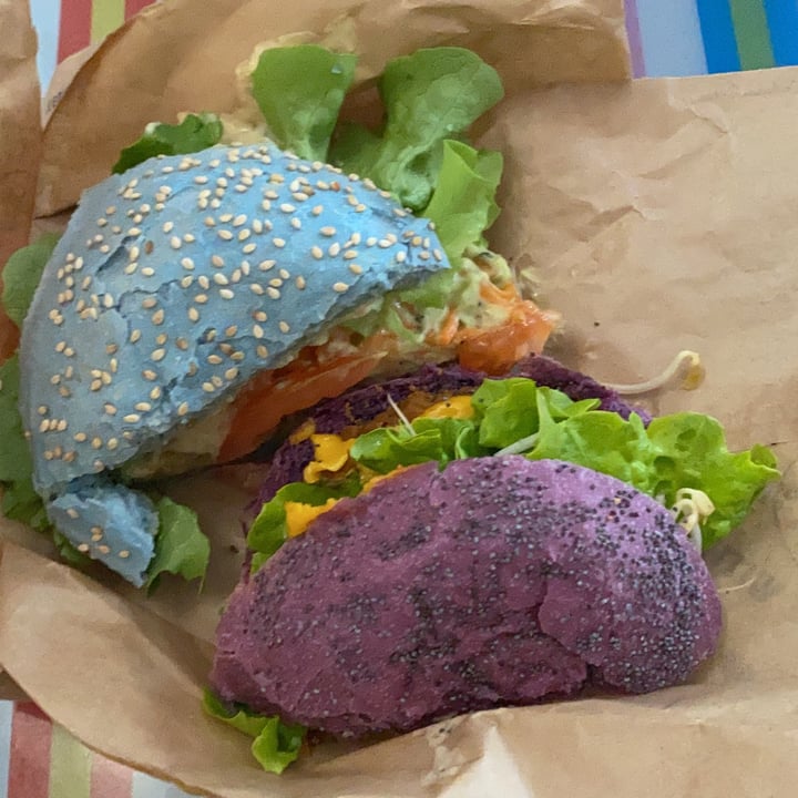 photo of Flower Burger Ocean Burger shared by @n4taab27 on  13 Apr 2021 - review