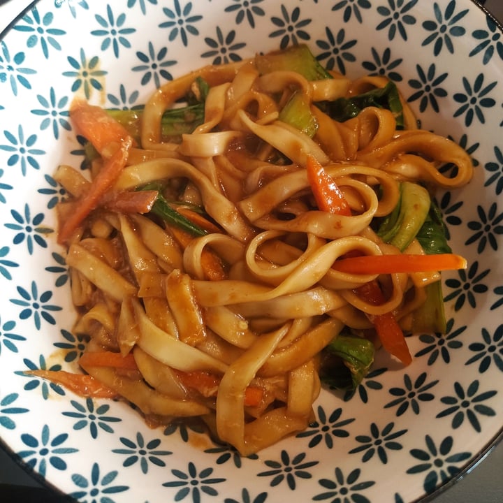 review photo of TUTTOFABRODO - SanSa Noodles Saltati Con Bok Choy shared by @francescaserafino on 10 Apr 2022 - review
