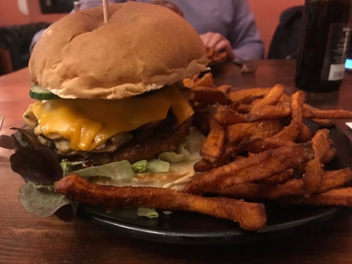 photo of Space Burger Nargessi Burger (vegan Version) shared by @raspden on  21 Jan 2020 - review