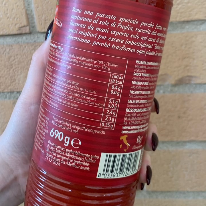 photo of Rosso Gargano Passata di Puglia in vetro shared by @viorao on  11 Dec 2021 - review