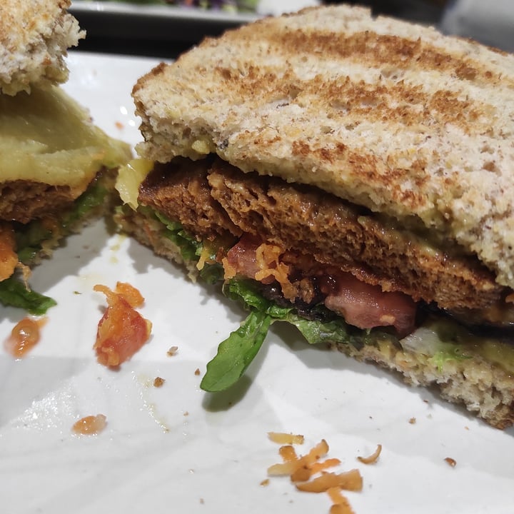 photo of Bambú Sándwich De Seitán Y Piña shared by @saruchi on  11 May 2021 - review