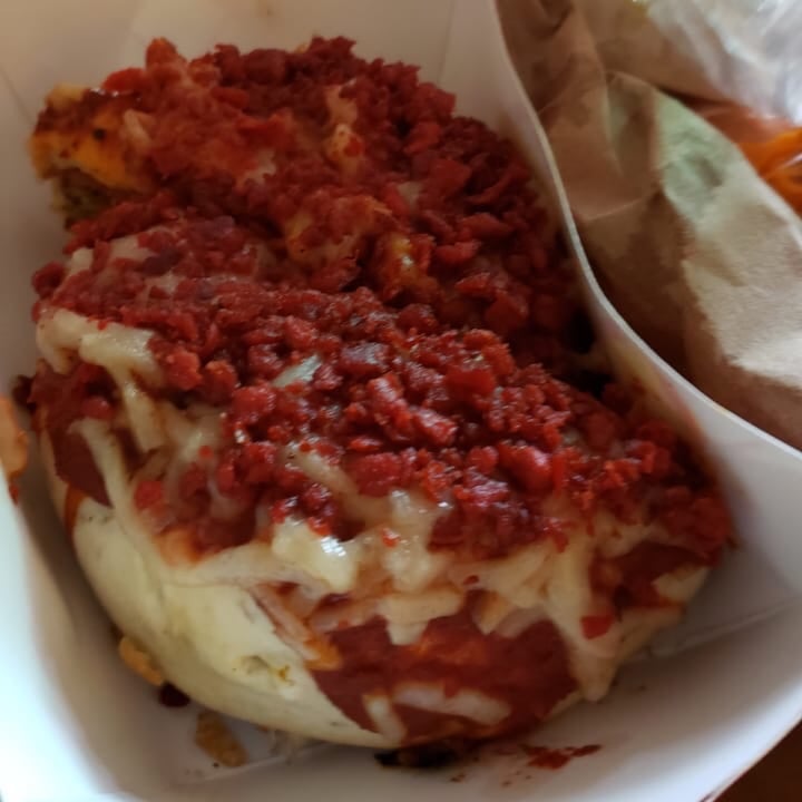 photo of Vegarum Pizzaburger Hawaiiana shared by @ximenamachete on  20 Sep 2020 - review