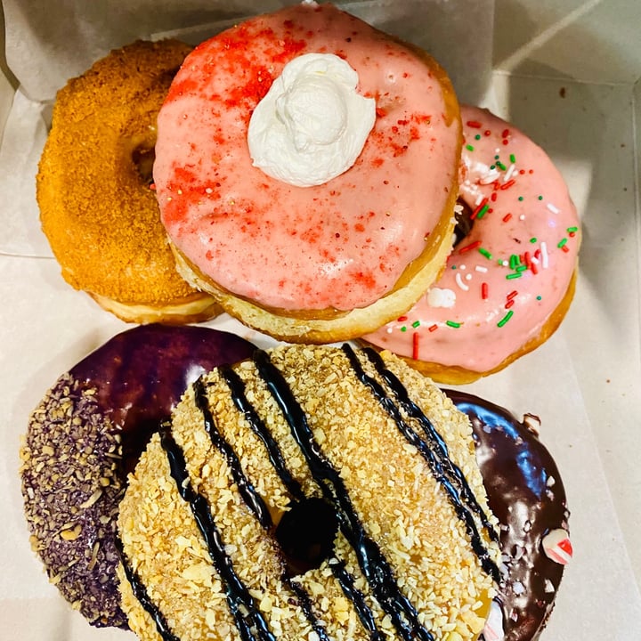 photo of Donatsu Various Donuts shared by @rocknrolldogmom on  18 Jun 2021 - review