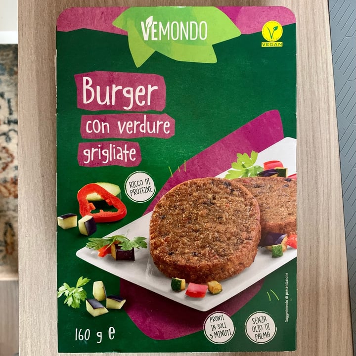 photo of Vemondo Burger con Verdure Grigliate shared by @reviewsfromale on  12 Feb 2022 - review