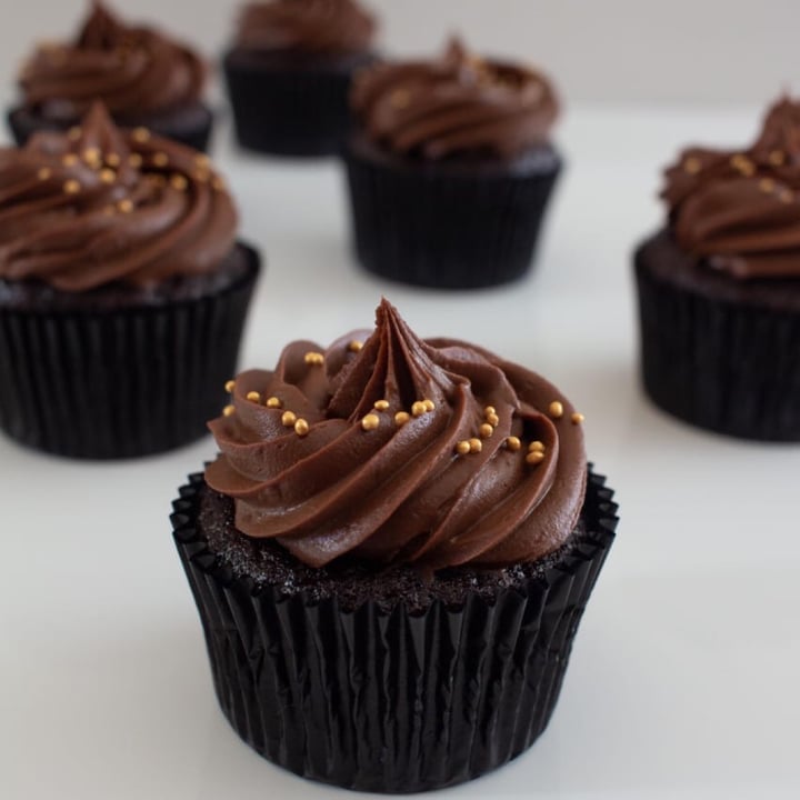 photo of The Honest Apron Caramel Chocolate Cupcake shared by @farraho on  13 Oct 2020 - review