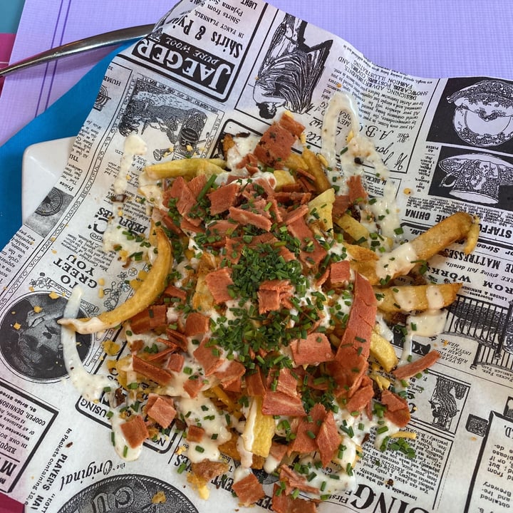 photo of Freedom Cakes Cheese Vacon Fries shared by @vale90t on  12 Jun 2021 - review