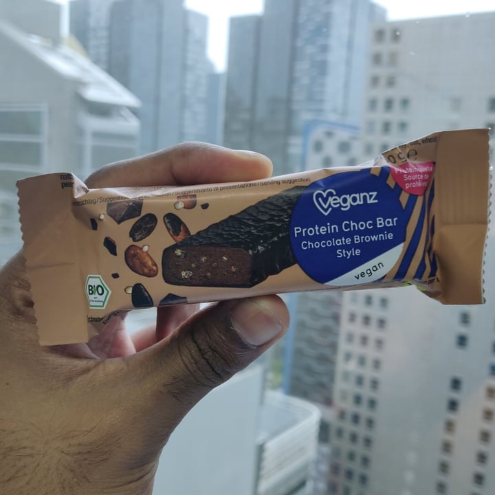 photo of Veganz Protein Choc Bar Chocolate Brownie Style shared by @hownowbrownkow on  08 Oct 2020 - review