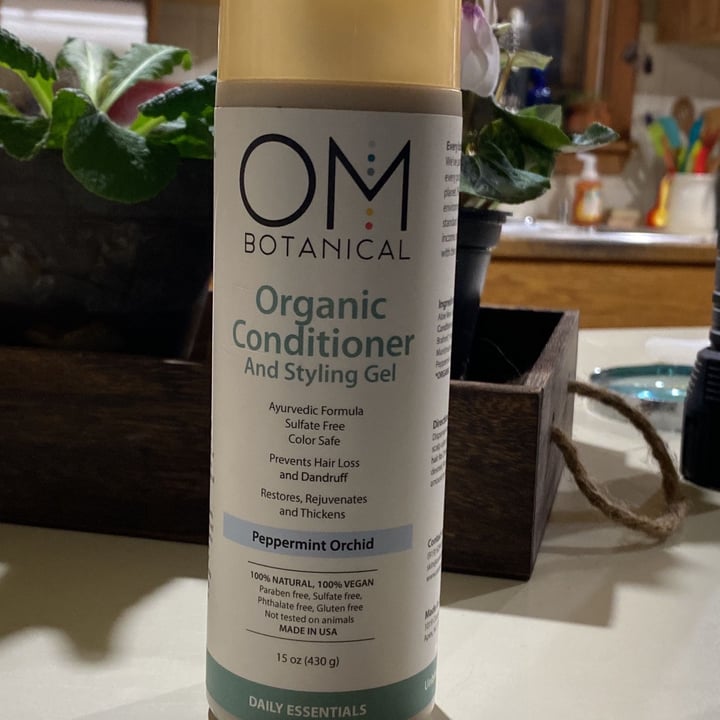 photo of Om botanicle OM Botanical Organic Conditioner and Styling Gel shared by @rondaj19623 on  25 Mar 2022 - review