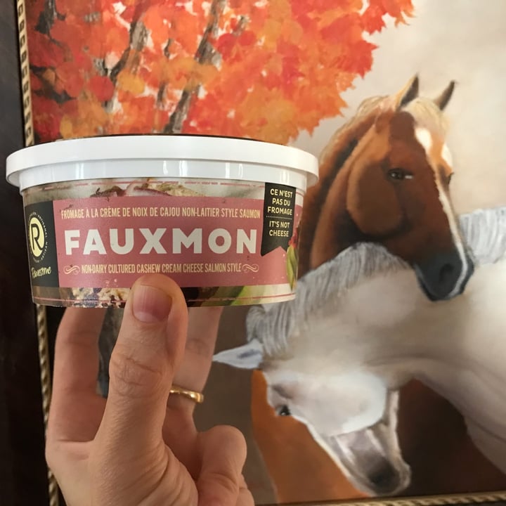 photo of Rawesome Cashew Cream Cheese Salmon Style - Fauxmon shared by @maryanarch on  18 Jan 2022 - review