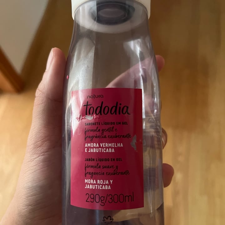 review photo of Natura Sabonete TodoDia Amora Vermelha e Jabuticaba shared by @jucals on 31 Jul 2022 - review