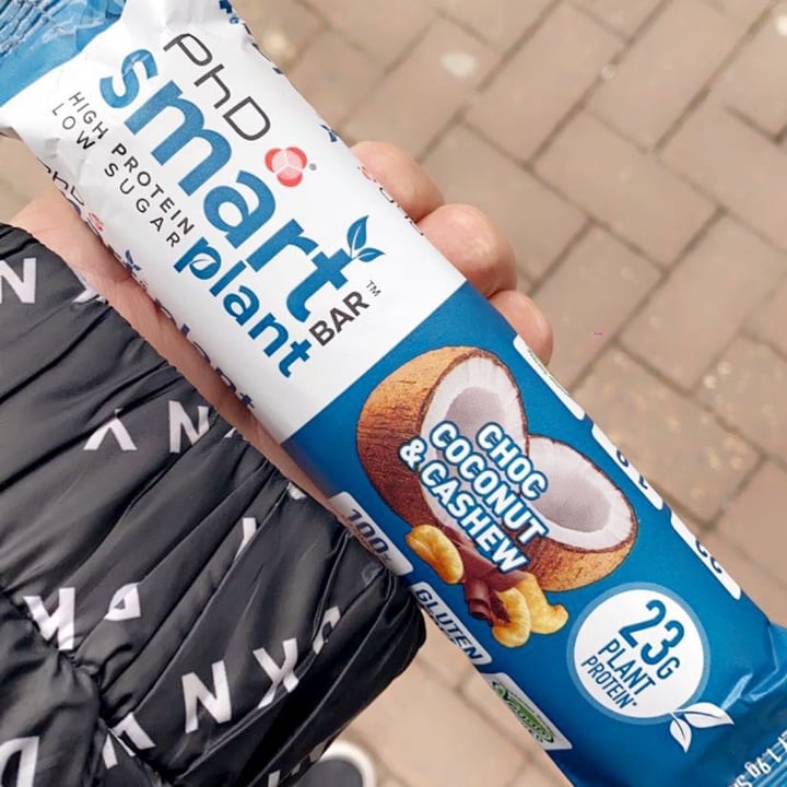 photo of PhD smart Phd Smart Plant Protein Bar Choc Coconut And Cashew shared by @coraliepearce on  05 Nov 2020 - review