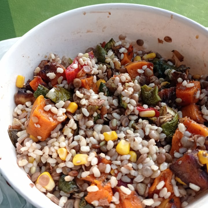 review photo of Brie Ensalada Mamma shared by @beluarce on 14 May 2022 - review