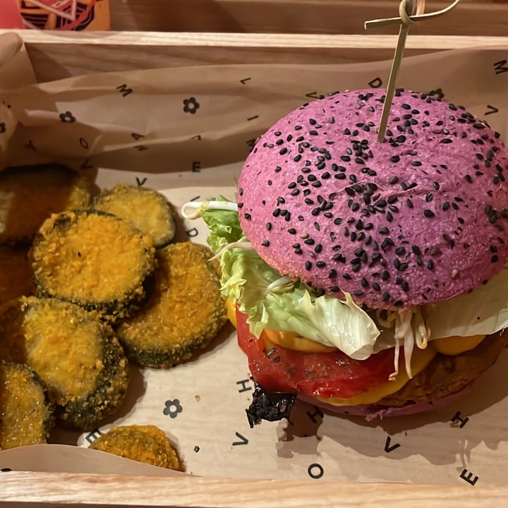 photo of Flower Burger Cherry bomb shared by @elenas1 on  02 Aug 2022 - review