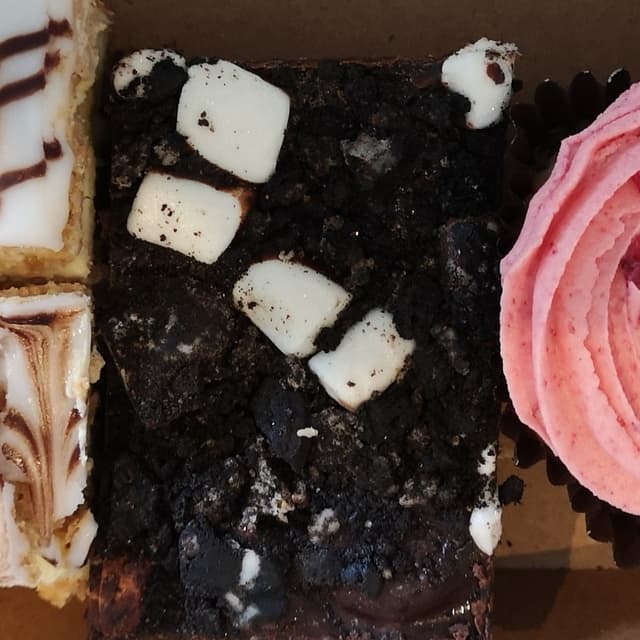 Foto do prato “Rocky Road Brownie”