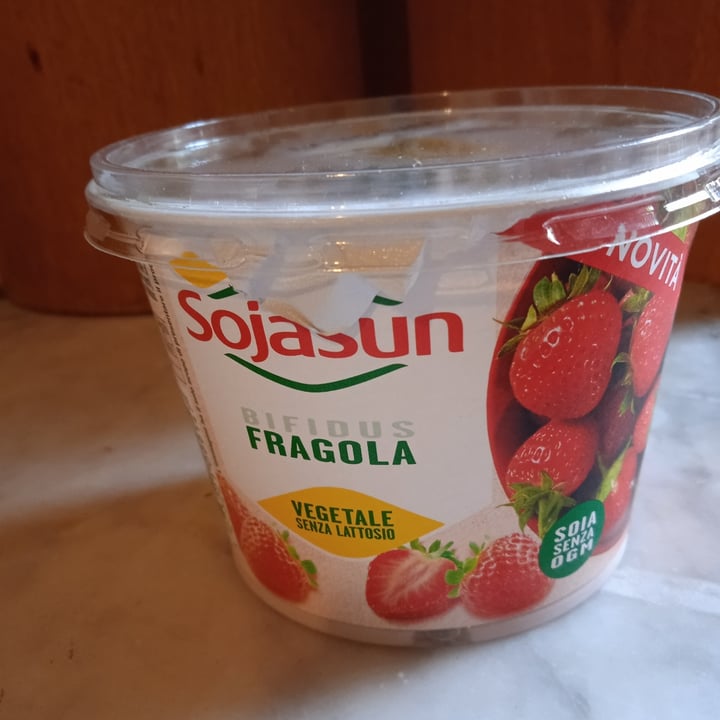 photo of Sojasun Bifidus fragola shared by @maddfranz on  28 May 2022 - review