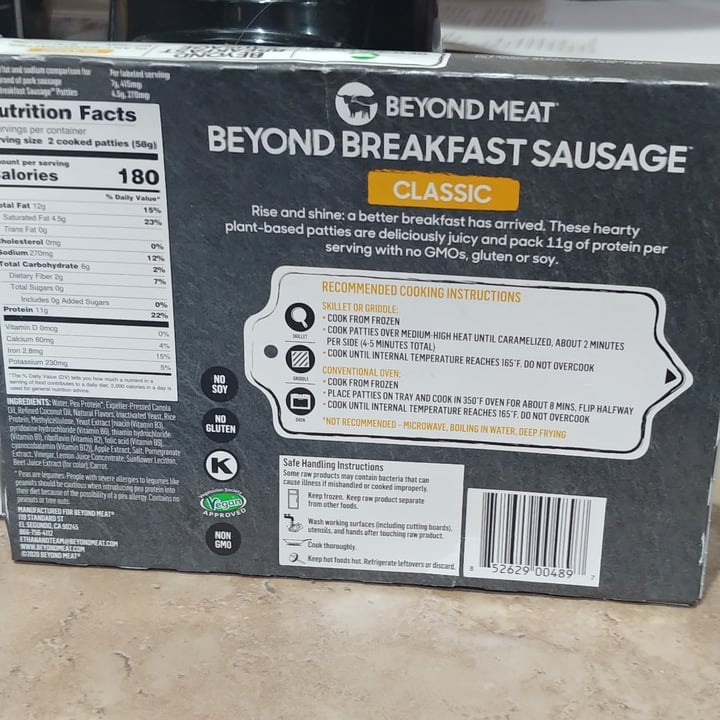 photo of Beyond Meat Beyond breakfast Sausage Classic  shared by @livewithintegrity on  23 Feb 2022 - review