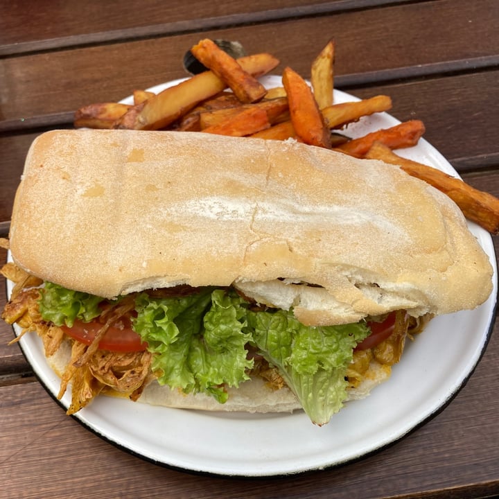 photo of SHIPIBO Bistro Amazonico Sándwich bacco shared by @pltlife56 on  16 May 2021 - review