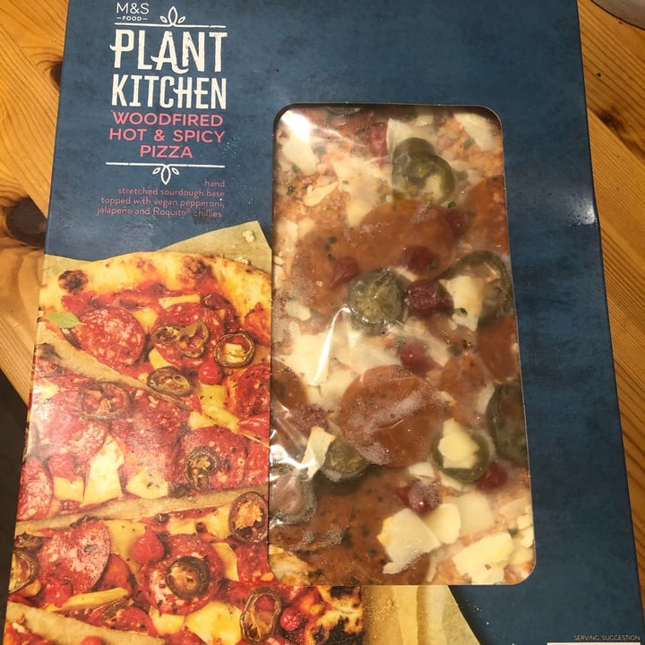 photo of Plant Kitchen (M&S) Woodfired hot and spicy pepperoni pizza shared by @huia07 on  22 Sep 2022 - review