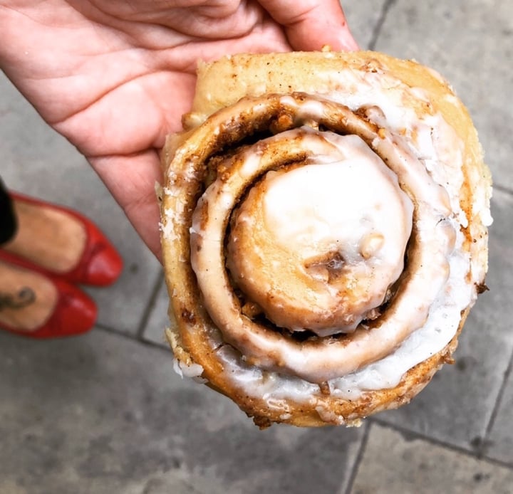 photo of Demasié Cinnamon Roll shared by @toysalem on  28 Jan 2020 - review