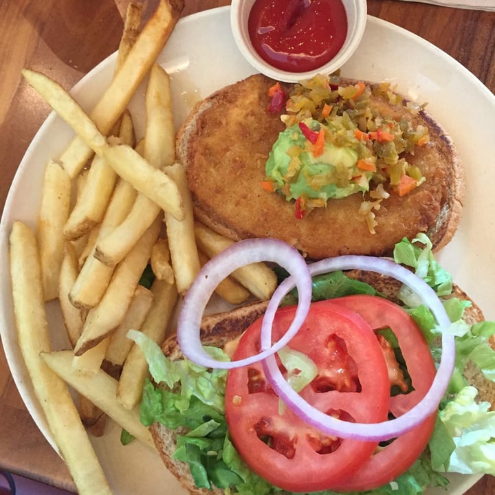photo of Veggie Grill Santa Fe Crispy Chickin’ Sandwich shared by @ketchupfights on  11 Jan 2021 - review