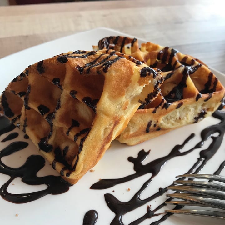 photo of WellSmoocht Classic Waffle shared by @applepancakes on  26 Aug 2020 - review